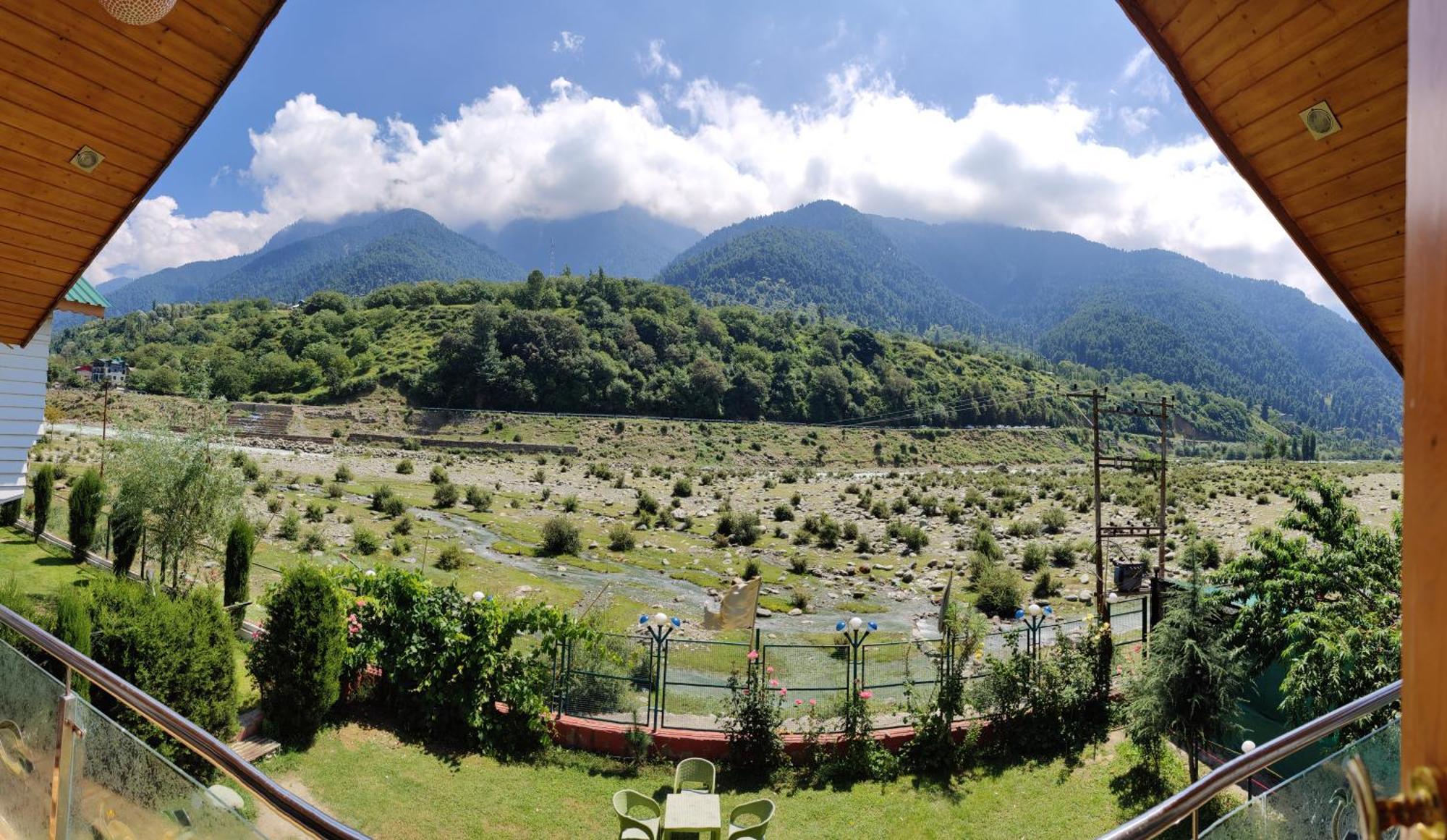 Sojourn Cottages Pahalgām エクステリア 写真
